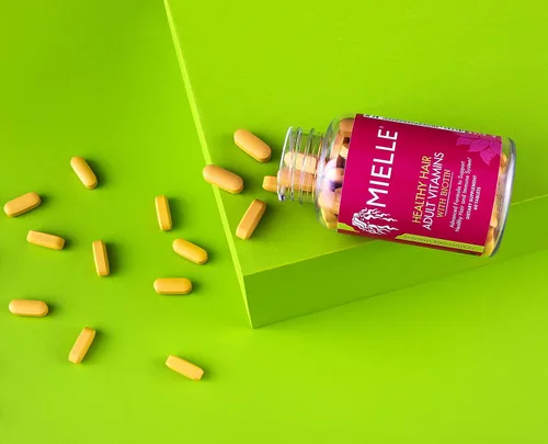 Vista 6 de Mielle Organics Vitaminas saludables para adultos con biotina 60