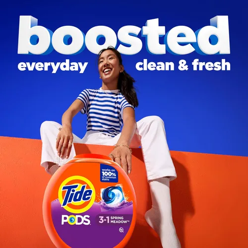 Vista 4 de Tide PODS cápsulas de detergente para lavandería, removedor de manchas 3 en 1, combatiente de olores, protector de color, 112 unidades, compatible