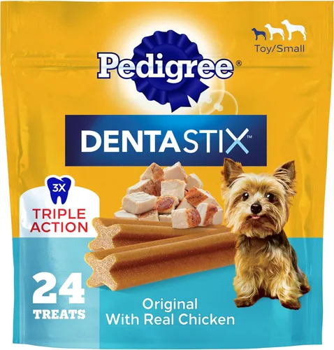 Vista 18 de Pedigree Dentastix Golosinas dentales para perros pequeños de doble sabor, tocino y pollo, bolsa de 5.08 onzas (24 golosinas)
