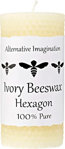 Vista 9 de Alternative Imagination Velas de pilar de diamantes de cera de abeja, paquete de 3 velas sin perfume de 2 x 4 pulgadas, vertidas a mano, color Blanco