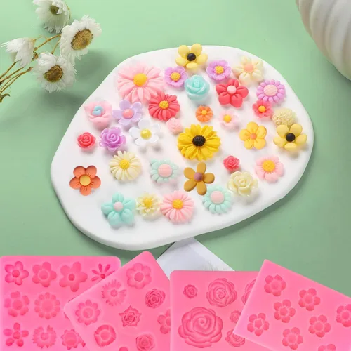 Vista 2 de 4 piezas de moldes de silicona con forma de flores - Moldes mini de rosa y margarita para decorar pasteles de chocolate y fondant para hornear