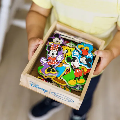 Vista 2 de Melissa & Doug Imanes de madera de personajes de Mickey Mouse de Disney (20 piezas), juguetes para fanáticos de Disney, imanes de nevera de Mickey