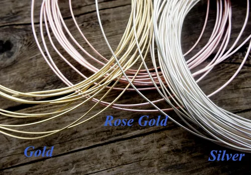 Vista 3 de Decoración para árbol de Navidad en oro, plata, rojo, verde, azul y más