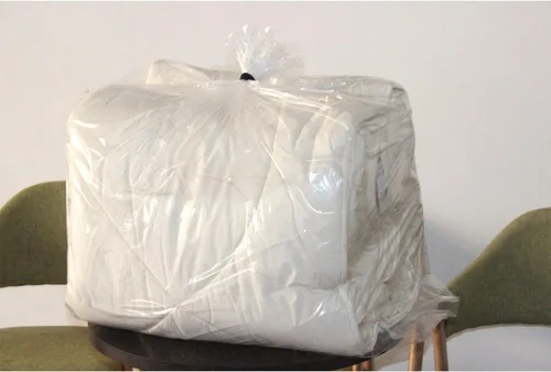 Vista 3 de Paquete de 20 bolsas de polietileno planas de plástico transparente de 30 x 40 pulgadas, 1.4 mil, bolsas de mercancía para ropa, buenas