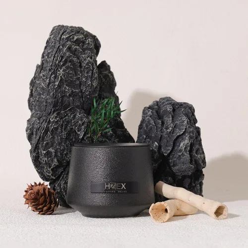 Vista 8 de HZEX Velas perfumadas de alta calidad, vela de madera perfumada negra, vela masculina de cera de soja natural en tarro de cerámica con tapa, velas