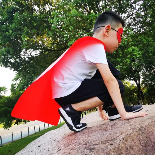 Vista 6 de ADJOY Capas y máscaras de superhéroe para niños con calcomanías grandes de superhéroe, disfraz de superhéroe para fiestas, 10 juegos (20 unidades)