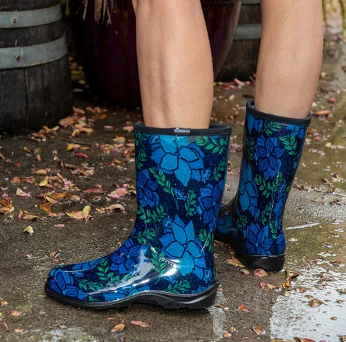 Vista 3 de Sloggers Botas de lluvia florales impermeables para mujer, bonitas botas de barro y mugre a media pantorrilla con plantilla de apoyo cómoda