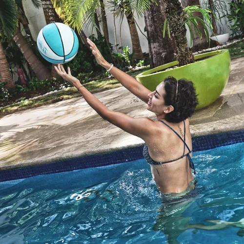 Vista 3 de Dunn Rite pelota de básquetbol de agua