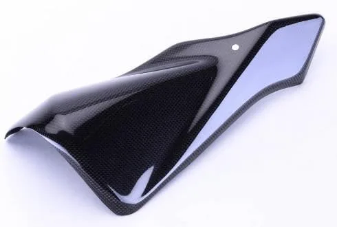 Vista 3 de Bestem CBSU-75011-HSD Cubierta de protección térmica de fibra de carbono para Suzuki GSXR 600 750 2011 - 2013