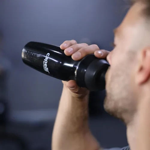 Vista 5 de Capelli Sport Botella de agua deportiva, botella de agua de plástico con boquilla fácil de abrir y paneles de agarre, color negro, 18.5 onzas