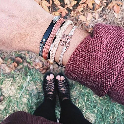 Vista 4 de Pura Vida - Pulsera sólida 100 % impermeable, hecha a mano con dije revestido y correa ajustable