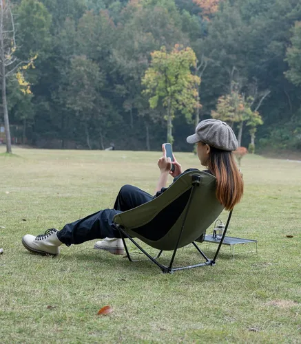 Vista 7 de iClimb - Silla plegable de camping ultraligera y compacta con bolsillo lateral y bolsa de transporte (Negro)