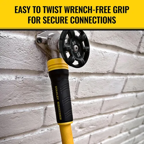 Vista 4 de Manguera de jardín Stanley FATMAX de grado profesional, 50 pies x 5/8 pulgadas, amarilla, 500 PSI