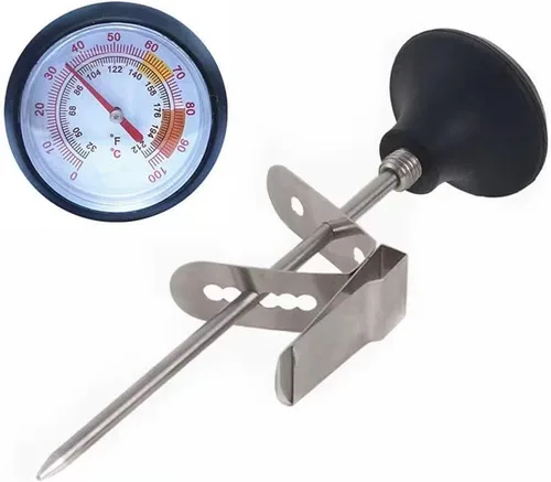 Vista 12 de Jarra de espuma de leche de 21 oz (20.3 fl oz) con termómetro integrado, jarra Latte Art de acero inoxidable, jarra de crema de temperatura expreso