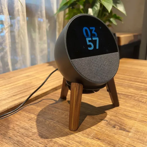 Vista 7 de Soporte universal para altavoz de escritorio adecuado para Echo Spot (versión 2024), Dot Max (modelo más reciente), Pop, Dot 5th, Home Pod Mini