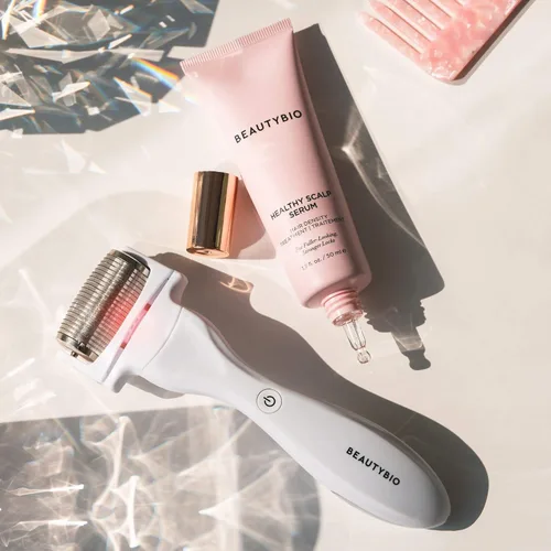 Vista 4 de BeautyBio - Juego de terapia de cuero cabelludo rejuvenecedor + cabello más completo (0.012 in)