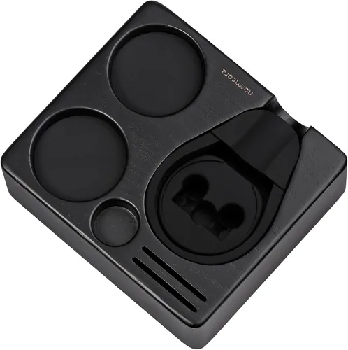 Vista 4 de Estación de bateo compacta Normcore, base de estación de bateo espresso negra, soporte genuino de tamper de roble negro americano, base de soporte