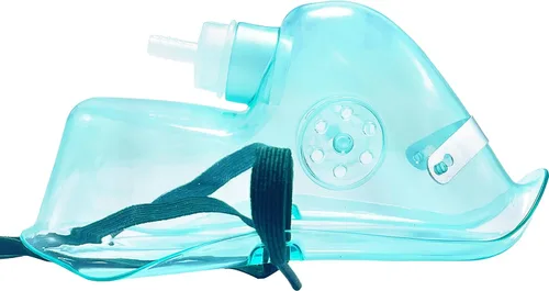 Vista 6 de Paquete de 4 máscaras pediátricas alargadas estándar de oxígeno con tubo de 6.6 pies y correa elástica ajustable, talla M