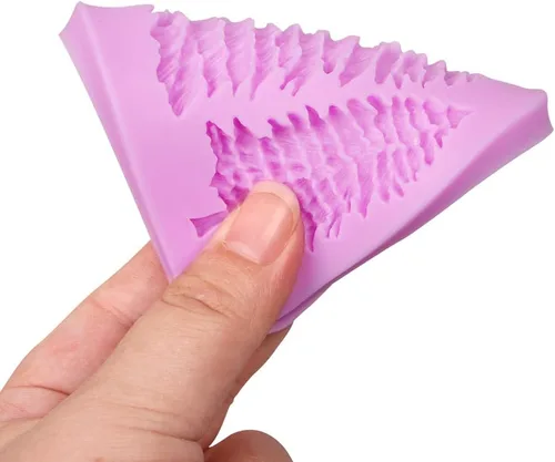 Vista 8 de Molde de silicona para árbol de pino, moldes de fondant de campanas de Navidad, molde para hornear chocolate con hojas de acebo para decoración