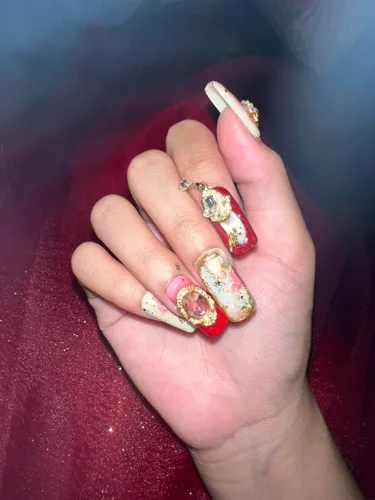 Vista 5 de Boudoir red angel! press on nails, False nail, fake nails, handmade, nail art design by make.a.nail.make.a.wish