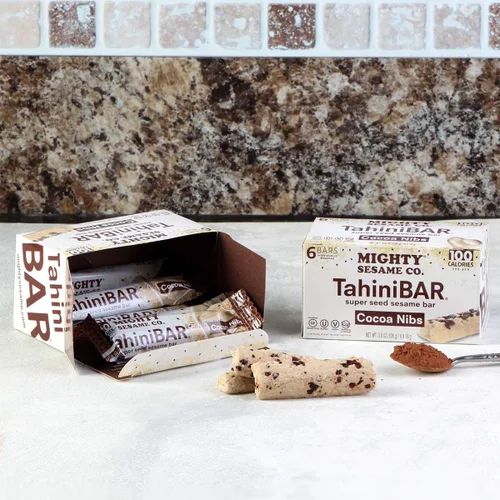 Vista 3 de Mighty Sesame TahiniBars con puntas de cacao (paquete de 2, total 12 barras) Barra de 100 calorías, sin gluten, veganas, nada artificial, Kosher