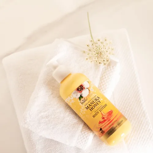 Vista 3 de Wild Ferns Loción Corporal Nutritiva Miel Manuka Grande, 93% Natural, 7.8 fl oz