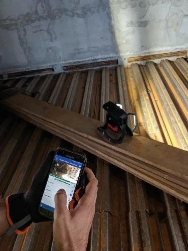 Vista 11 de BOSCH GLI18V-4000CN 18V Bluetooth LED Floodlight - 4,000 Lumens, Remote Control, Durable Metal Body, Adjustable Brightness & Long Runtime - Perfect