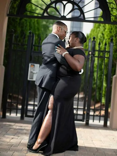 Vista 7 de YMDUCH Vestido de noche formal largo con hombros descubiertos para mujer