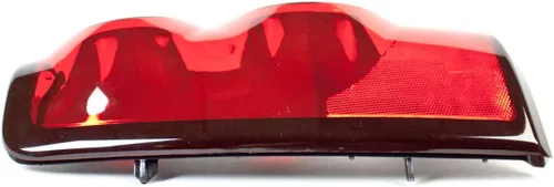 Vista 3 de TYC Conjunto de luz trasera izquierda compatible con Chevrolet Silverado 2004-2006 Replaces 19169004 GM2800174. OE-grade replacement.
