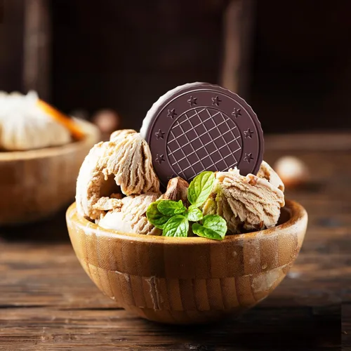 Vista 8 de Fiorella Galletas crujientes de oblea – Deliciosas obleas finas cubiertas de chocolate con capas de relleno de crema de avellana, envueltas