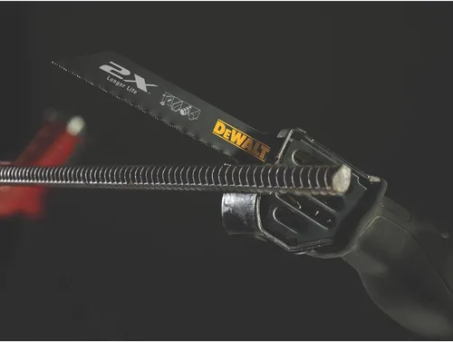 Vista 4 de DEWALT DWAR6118 - Hoja para sierra recíproca, 6 pulgadas, 18 TPI, paquete de 5