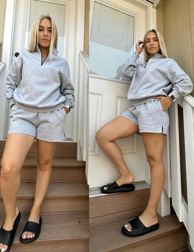 Vista 5 de Ekouaer Sudaderas de gran tamaño con capucha y media cremallera para mujer, conjunto de pantalones cortos de manga larga