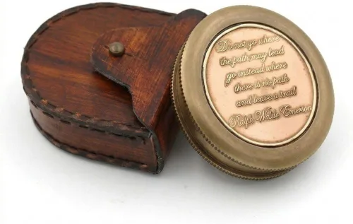 Compass Gift for Mom/Dad, Vintage Pocket Compass Engraved with Go Confidently Customized Gifts for Women/Men, Baptism 2026 Communion Christian