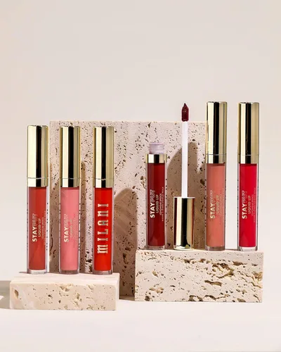 Vista 4 de Milani Stay Put - Lápiz labial líquido de larga duración, fórmula a prueba de manchas, besos y resistente a la decoloración para uso durante todo