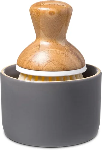 Vista 2 de Juego de dispensador de jabón de cerámica y esponja de fibra verde Full Circle, color blanco