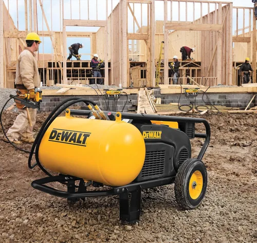 Vista 2 de DEWALT Divisor de línea de aire Quadraport D55040 con regulador