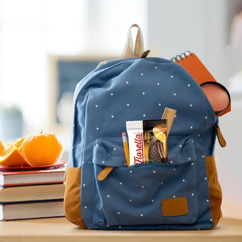 Vista 7 de Fiorella Crunch - Galletas de oblea de chocolate oscuro, 18 unidades, obleas finas crujientes cubiertas de chocolate con capas de relleno de crema