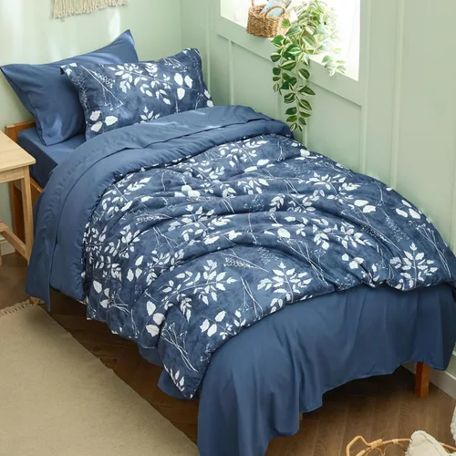 Vista 32 de Bedsure Juego de ropa de cama con edredón tamaño individual de 5 piezas, diseño floral, color verde salvia suave, con edredón, sábanas, funda