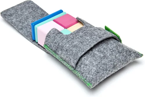 Vista 2 de Juego de bloques de madera magnéticos Tegu Pocket Pouch de 8 piezas, Blossom