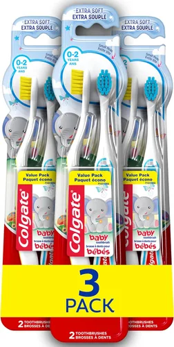 Colgate Mi primer cepillo de dientes para bebé y niño pequeño, cepillo de dientes extra suave para entrenamiento infantil, edades 0-2, 6 unidades