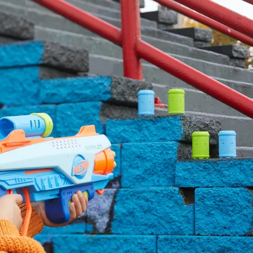 Vista 7 de Elite Junior Rookie Pack, lanzador de espuma de juguete fácil de jugar, 32 dardos Nerf Elite, 4 objetivos, Nerf Blasters para juegos al aire libre