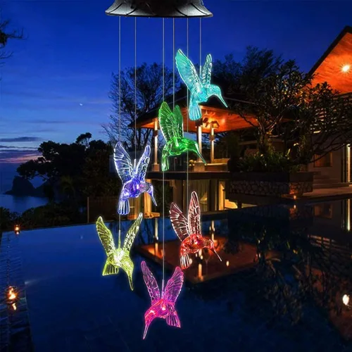 Campanilla de viento de pájaro rojo cardenal solar, luces colgantes móviles de patio con 6 colibríes vívidos, decoración de jardín LED multicolor