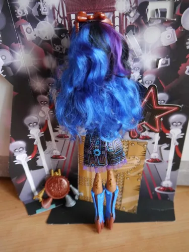 Vista 5 de Monster High Art Class Robecca Steam Doll