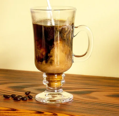 Vista 5 de Red Co. Taza de café irlandesa de cristal transparente con pies originales, juego de 6-7.75 onzas