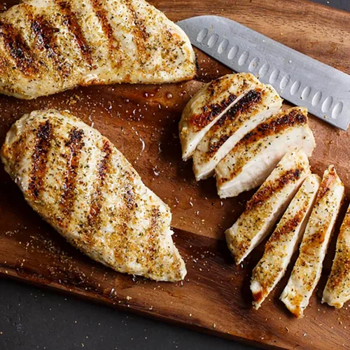 Vista 6 de McCormick Grill Mates Montreal - Condimento para pollo, 23 onzas (paquete de 6), seis recipientes de 23 onzas de condimento de pollo con mezcla