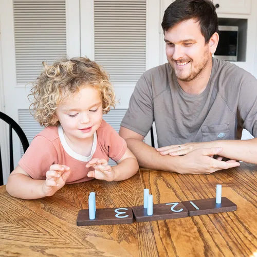 Vista 7 de Tablero de clavijas de conteo – Matemáticas y números Montessori para niños – Materiales manipulativos matemáticos de madera – Tinte de nogal oscuro