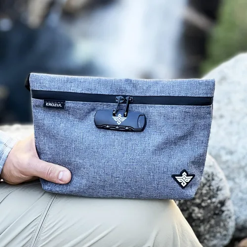 Vista 4 de Orion - Bolsa de dinero de almacenamiento de viaje de 11 pulgadas con cerradura de combinación resistente al agua (negro)