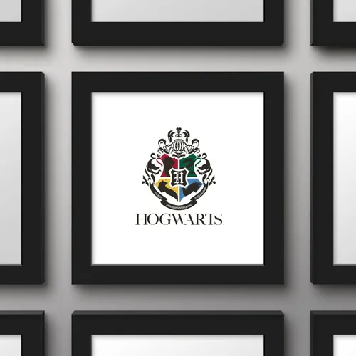 Vista 2 de Trends International Gallery Pops Harry Potter - Póster de pared moderno de Hogwarts Crest, 12 x 12 pulgadas, versión enmarcada en negro