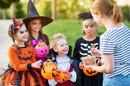 Vista 6 de Fruidles Insects Tattoo Lollipop Suckers Candy, ideal para rellenos de bolsas de fiesta, envueltos individualmente (5 libras, a granel)