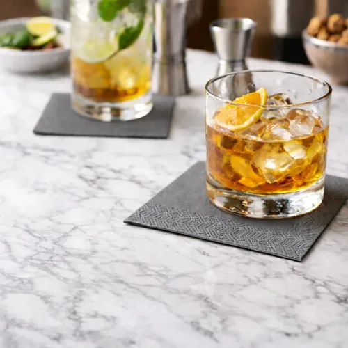 Vista 74 de Servilletas negras para bebidas, servilletas de papel desechables de 3 capas para bar, cóctel, bodas, cumpleaños, fabricadas en la UE, (20 unidades)